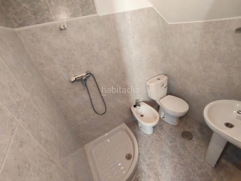 Foto f3a59f1e-57f1-4ec8-9b57-2bee5519480e. Casa a Oza dos Ríos