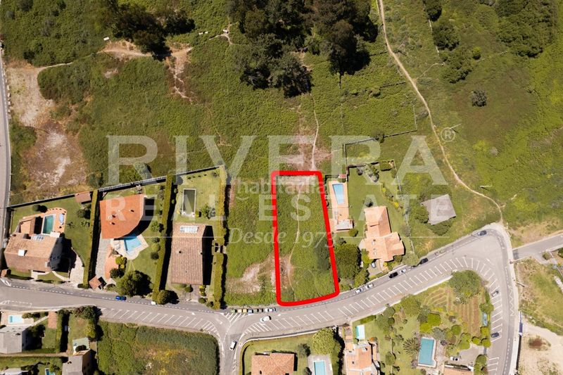 Foto c78bc689-638d-4ef2-a7dd-9d1f50b7ca56. Terreny residencial a Coruxo - Oia - Saiáns Vigo