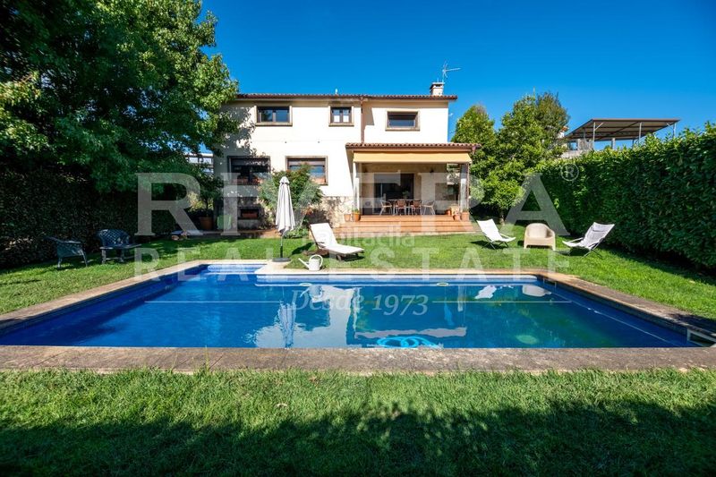 Foto 0f0c3cb8-37e0-4f41-bea4-9aafe7974803. Chalet en Valadares - Beade Vigo
