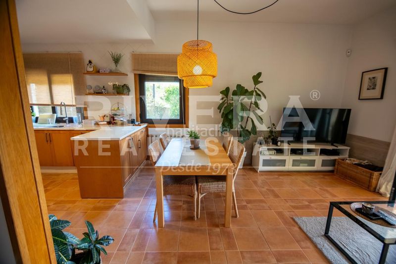 Foto c1251d6b-5cca-40a2-a1d9-950bdfd01675. Chalet en Valadares - Beade Vigo