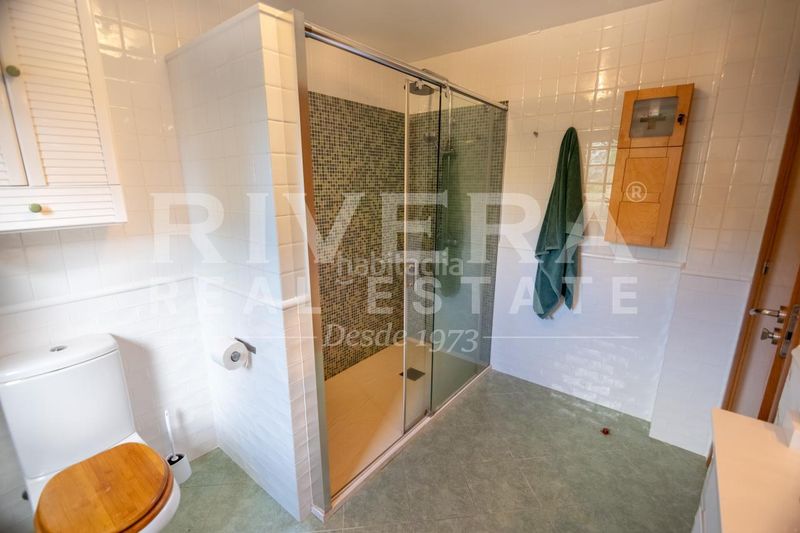 Foto df5fffc0-c4b2-4759-87ad-aa2ac85aa480. Chalet en Valadares - Beade Vigo