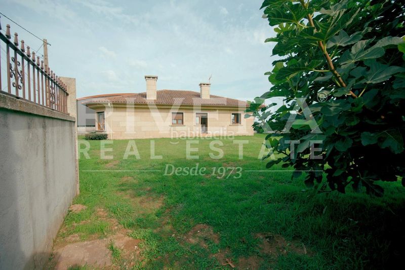 Foto ef8a09ad-0006-48a6-a20c-853365a424c1. Chalet mit heizung in Baiona