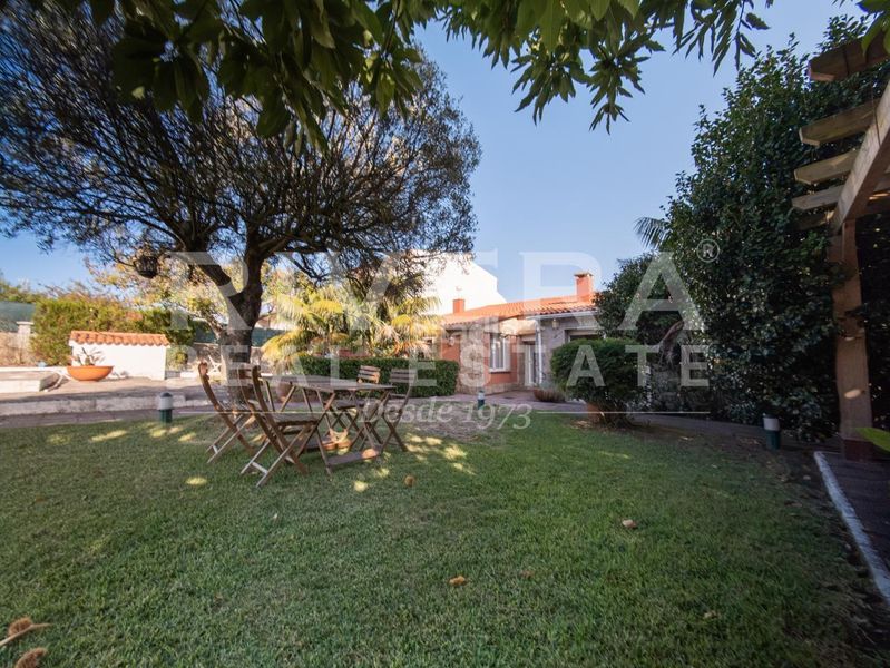 Foto 02ab854a-b526-46dc-a808-6c5204c6e348. Casa con riscaldamento parcheggio piscina in Grove (O)