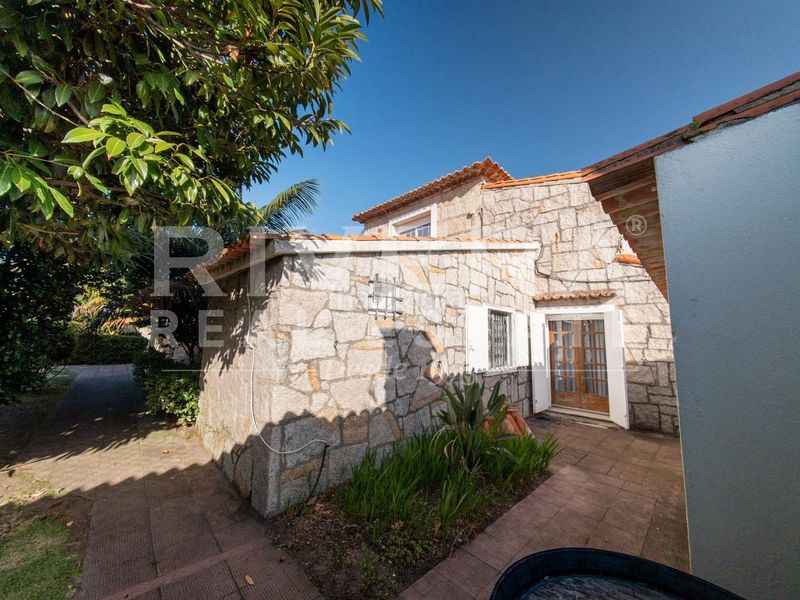 Foto c026949b-e5c2-4763-a76f-021adebed30e. Casa con riscaldamento parcheggio piscina in Grove (O)