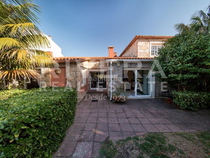Foto cc74c29a-c1e5-4e15-b51f-32b2d75a92da. Casa con riscaldamento parcheggio piscina in Grove (O)
