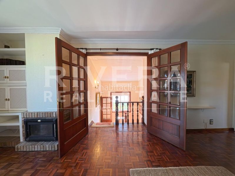 Foto e2f89931-6587-490c-ad11-84755cd457e9. Casa con riscaldamento parcheggio piscina in Grove (O)