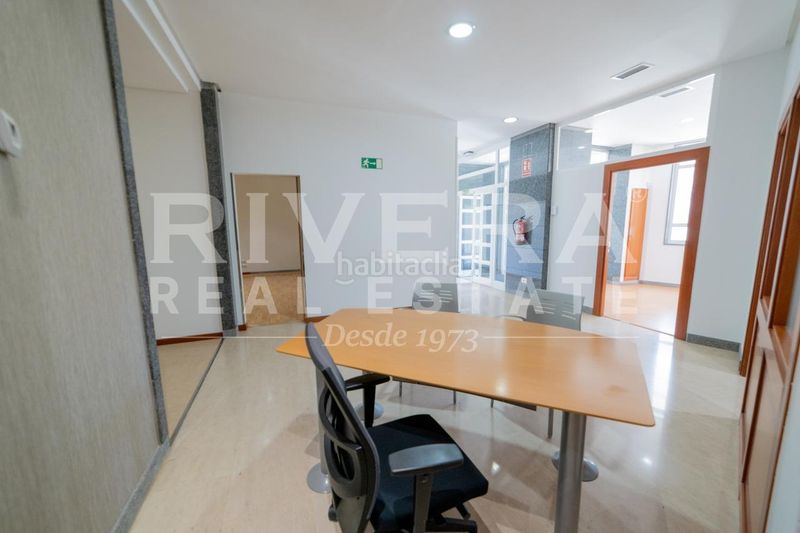 Foto df85f15c-7363-4eb8-936f-ff1c1092fad2. Geschäftsraum in Sanxenxo pueblo Sanxenxo