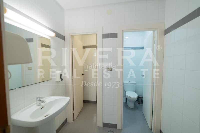 Foto dfc76164-5b8f-4dd3-9c97-7c0d6d2ebf76. Geschäftsraum in Sanxenxo pueblo Sanxenxo