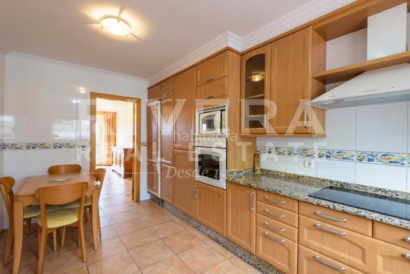 Foto 6d27e5c2-3b3a-497f-8535-ec6ce5abaa38. Casa a schiera con riscaldamento parcheggio piscina in Sanxenxo