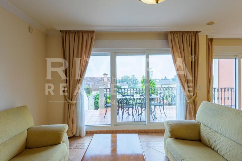 Foto 77faf0b5-d84b-402c-b3a3-7e1773032ec0. Casa a schiera con riscaldamento parcheggio piscina in Sanxenxo