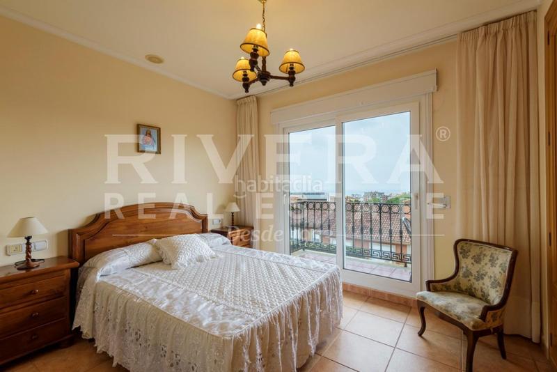 Foto 6a55bd0a-e0b5-40be-bc72-1b5865c7fc52. Reihenhaus mit heizung parking pool in Sanxenxo pueblo Sanxenxo