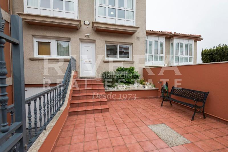 Foto 14cde4cb-b2bc-409f-9181-646101317a25. Semi detached house with heating parking pool in Sanxenxo pueblo Sanxenxo