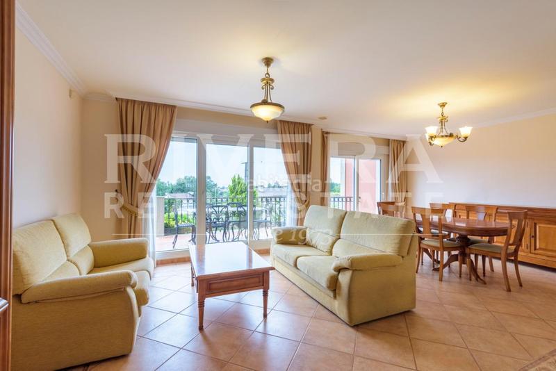 Foto cfc70f31-ad4c-40a9-bf25-1dbf604ac3be. Semi detached house with heating parking pool in Sanxenxo pueblo Sanxenxo