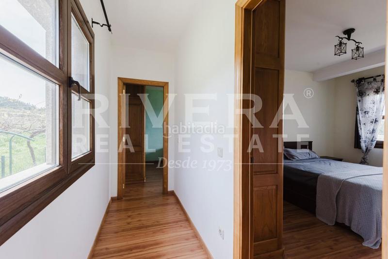Foto a852ff1b-5826-4990-828d-c05f46401851. Casa amb calefacció aparcament a Nantes Sanxenxo