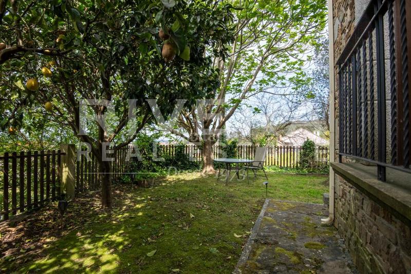 Foto f16dfca4-009b-4954-9889-e05fe5a62706. Casa amb calefacció aparcament a Nantes Sanxenxo