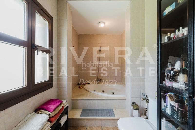 Foto e4e98f15-0f3c-48ca-9b66-5ae482374089. House with heating parking in Nantes Sanxenxo