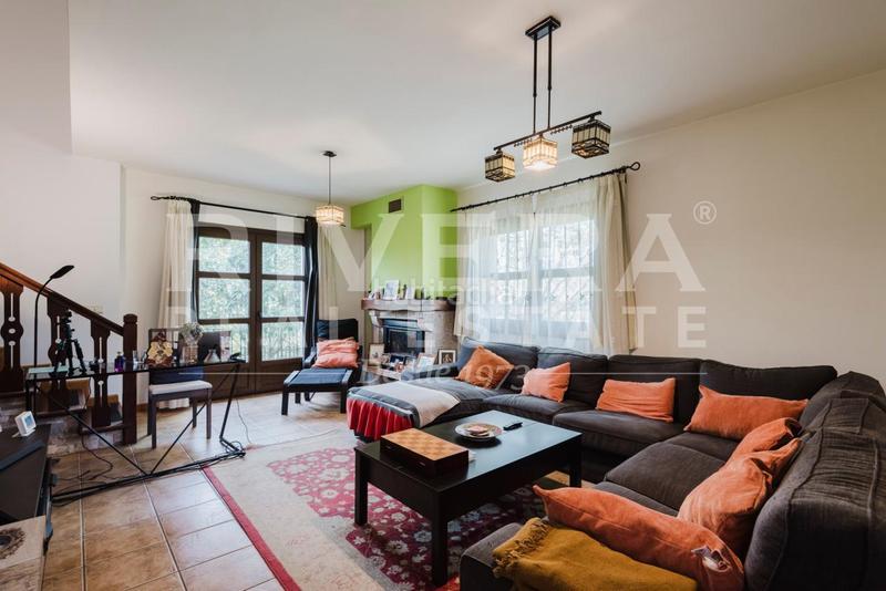 Foto fc687b55-3ce5-4a37-8286-6ad229456192. House with heating parking in Nantes Sanxenxo