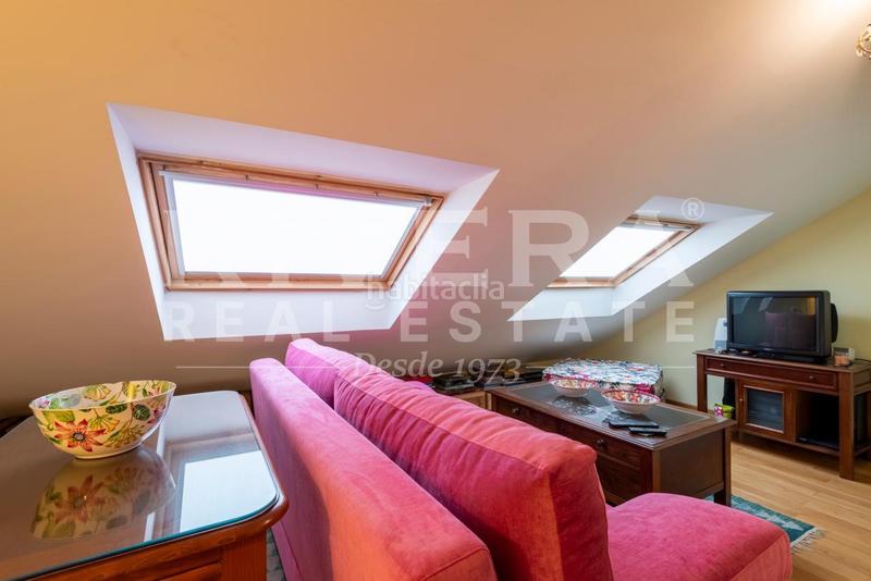 Foto b7607a5a-f935-42ba-93ed-83f15f336c99. Chalet en Sanxenxo pueblo Sanxenxo
