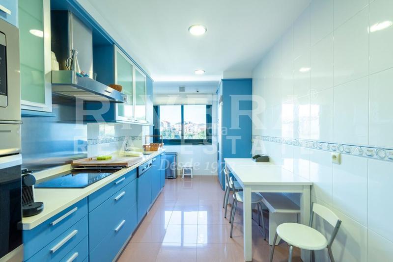 Foto 572c9740-33e4-409d-9f6c-96dd7a0b628e. Appartamento con riscaldamento parcheggio in Sanxenxo pueblo Sanxenxo
