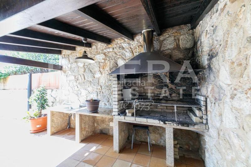 Foto 8930e6b9-ec85-4a5d-941d-bcc256761f28. Haus mit heizung parking pool in Rosal (O)