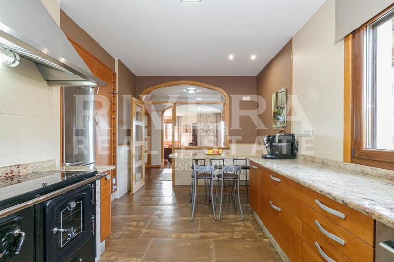 Foto 94fe8019-a11c-4f72-9fb5-699bb51e2f7e. Haus mit heizung parking pool in Rosal (O)