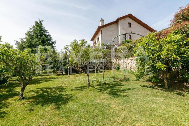 Foto b1912586-d4dd-42fd-a7f2-f79c3a810799. Haus mit heizung parking pool in Rosal (O)