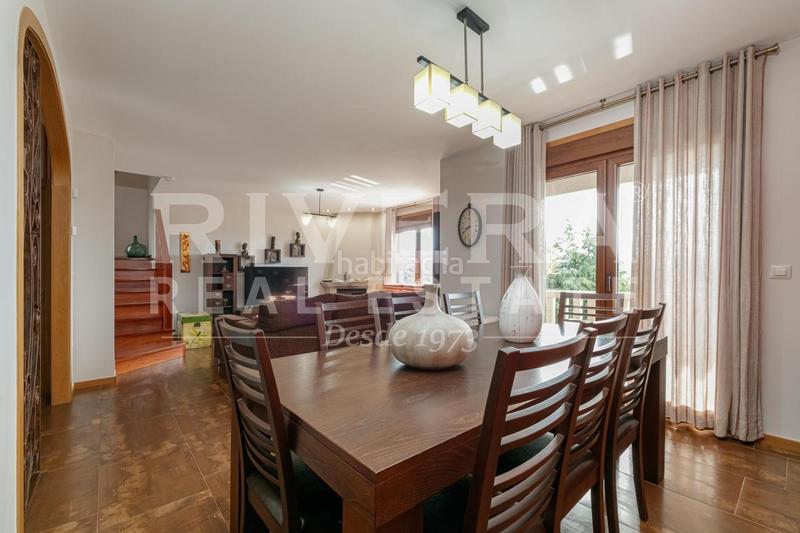 Foto bbd6ddc2-7321-4d23-b6f5-e6420f1129f5. Haus mit heizung parking pool in Rosal (O)