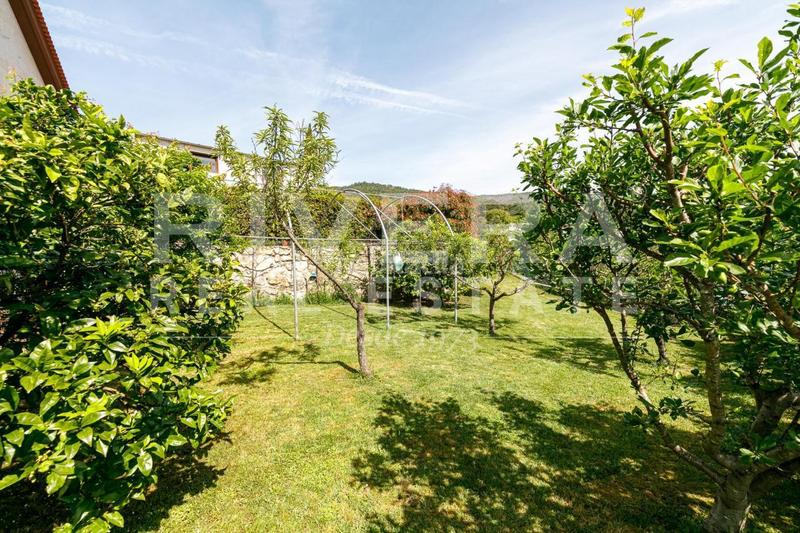 Foto cb4fb211-6780-4db1-a15f-a118ba80f84a. Haus mit heizung parking pool in Rosal (O)