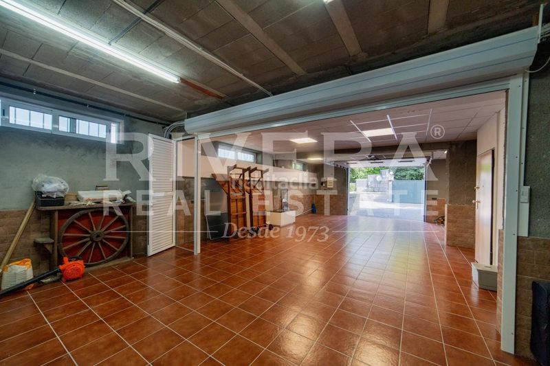 Foto 0fa7c49a-8ae5-4d8d-9d3e-cad8e9edd142. Casa amb calefacció aparcament piscina a Gondomar