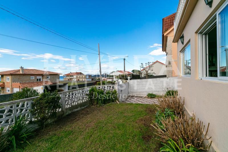 Foto bc922d16-3fdd-4060-a37b-0eacfdf57038. House with heating parking in Panxón Nigrán