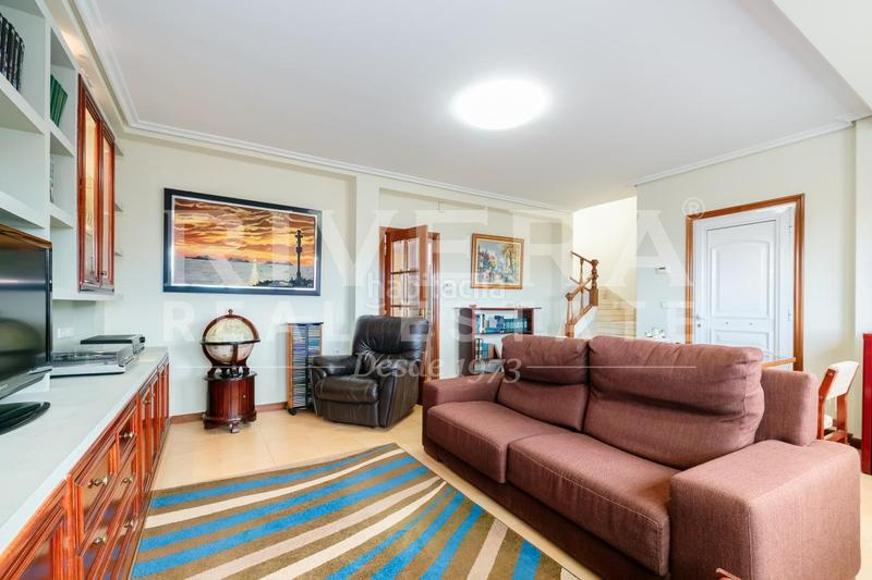 Foto d254447d-41eb-46cb-8b66-b39599baf287. Maison avec chauffage parking dans Panxón Nigrán