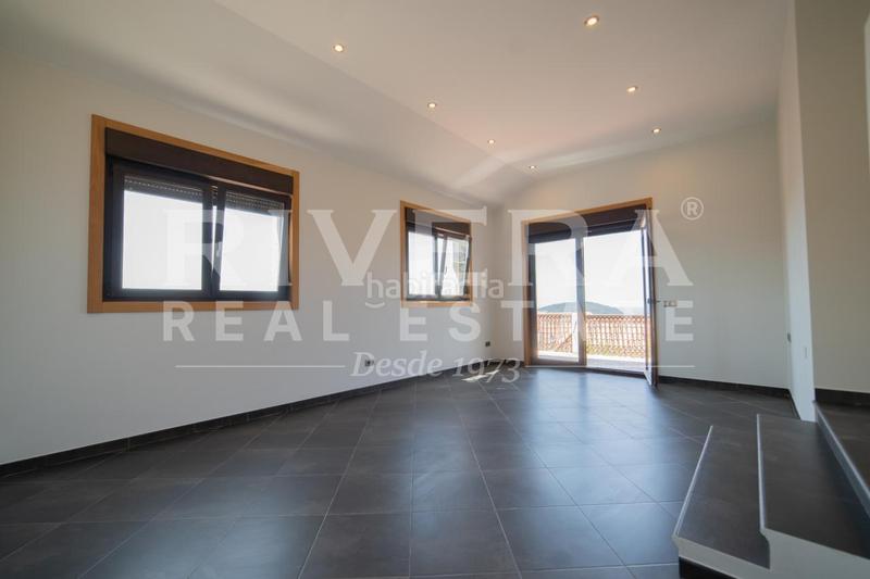 Foto 9da9abaf-0f35-4747-af8c-005493bbfd2b. Chalet en Coruxo - Oia - Saiáns Vigo