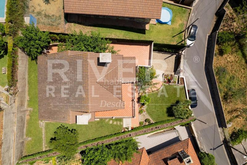 Foto b5893655-ee9d-48d3-86ec-8922e49e7036. Chalet en Coruxo - Oia - Saiáns Vigo