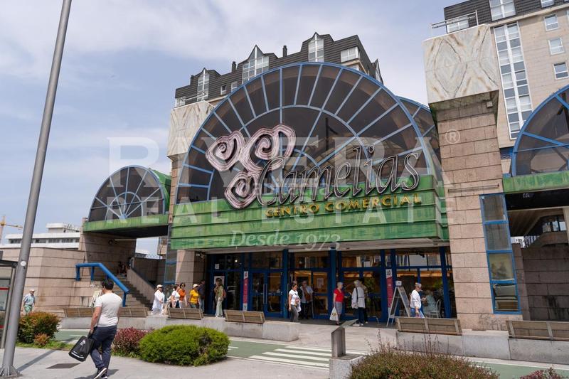 Foto c7dbf45a-e0df-4552-b176-cd4241f2bbf9. Local comercial en As Travesas - Balaidos Vigo