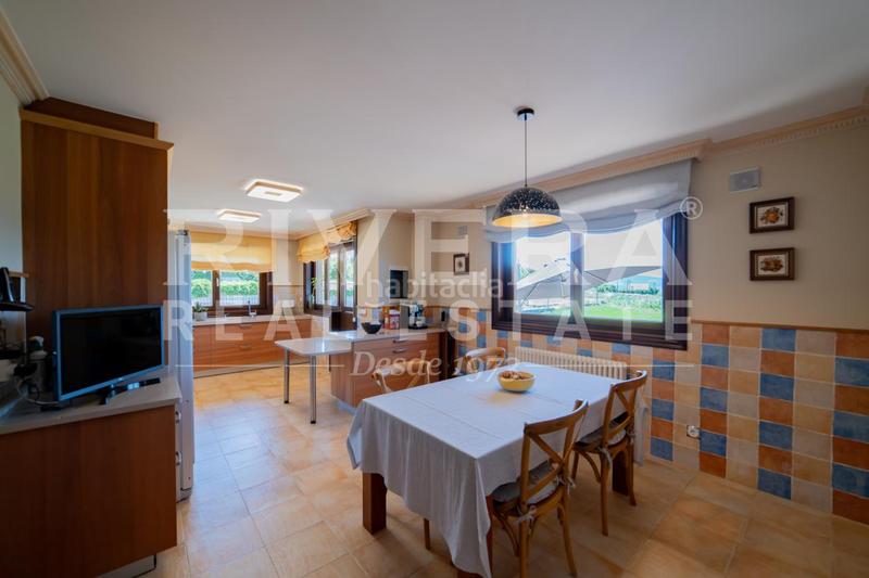 Foto ac258b47-435f-42af-bf29-c389f1a7e673. Chalet en Panxón Nigrán