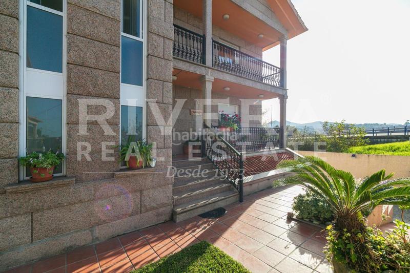 Foto 1f7064f5-4b8b-41f9-8130-0c4b84ecbdd1. Casa en Bembrive Vigo