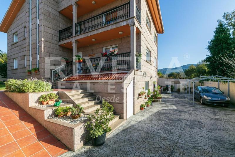 Foto 8d43614d-cd47-4eed-9d17-e7981e6071e4. Casa en Bembrive Vigo