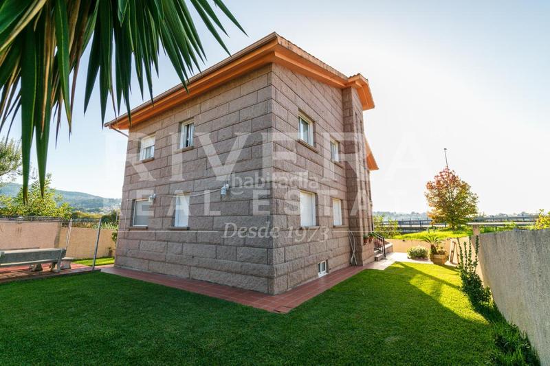 Foto a16ce9d1-713d-409e-b91b-b8e64786ed13. Casa en Bembrive Vigo