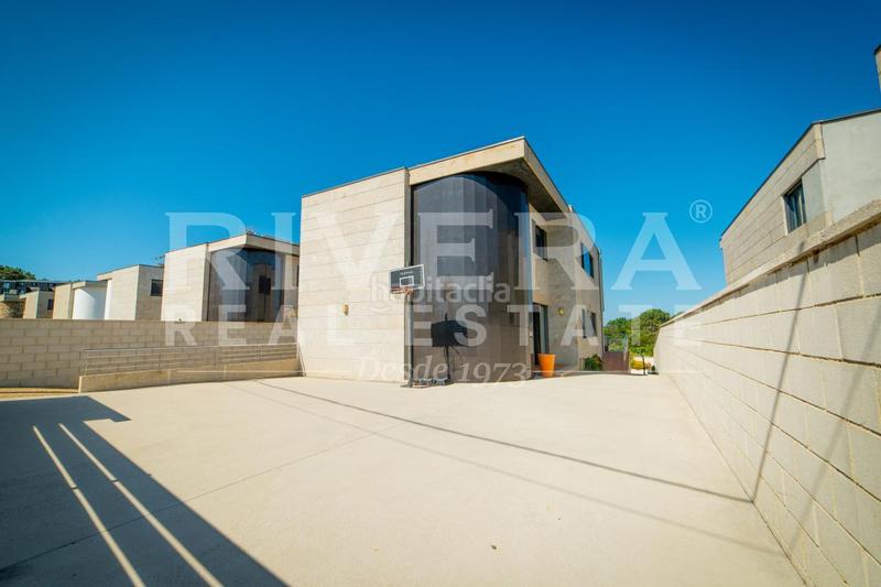 Foto e3888b58-f57c-4b0e-8e1a-473d8902cbf7. Chalet in lugar paxariñas in Sanxenxo pueblo Sanxenxo