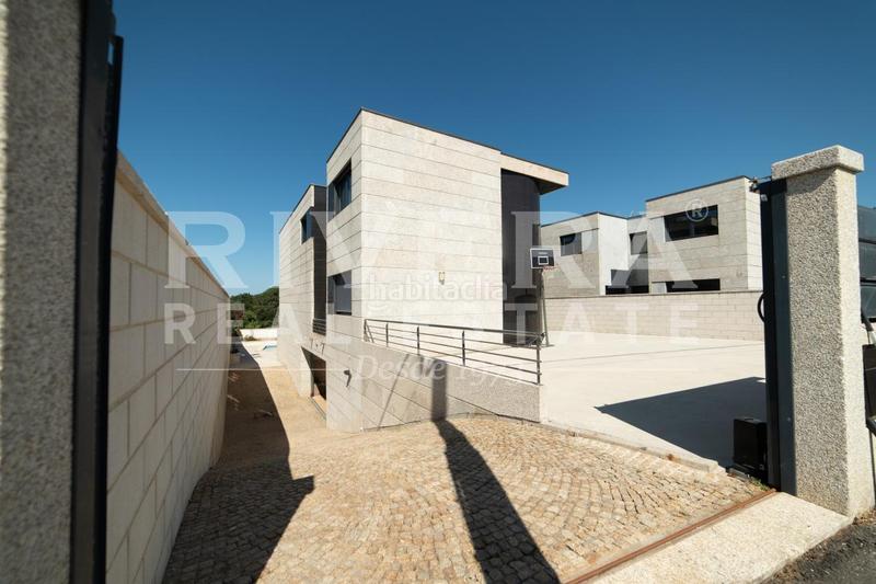 Foto 2f251be8-dd89-4d31-98c9-2d3a1aeefedf. Xalet a lugar paxariñas a Sanxenxo pueblo Sanxenxo