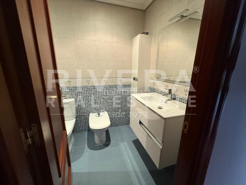 Foto 80491134-cdc3-4568-90fe-0743ca3737a8. Location appartement avec chauffage parking dans Navia Vigo