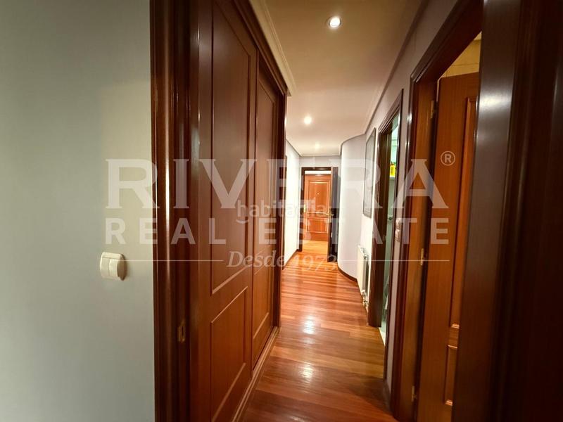 Foto 0669f75b-6e60-4afc-bc77-818b7dd3f427. Rent flat with heating parking in Navia Vigo