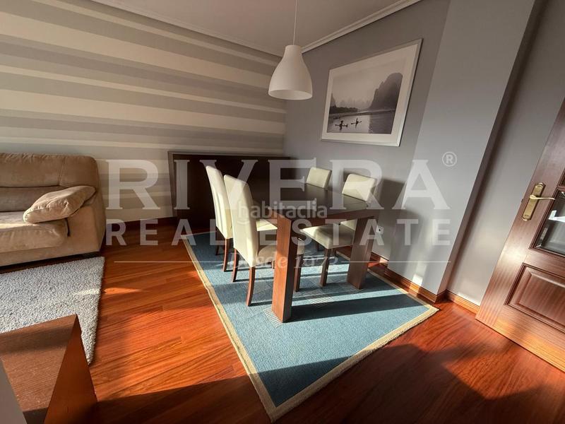 Foto 1452b52d-cce1-4e83-8c2a-1f48d8b14c6d. Rent flat with heating parking in Navia Vigo