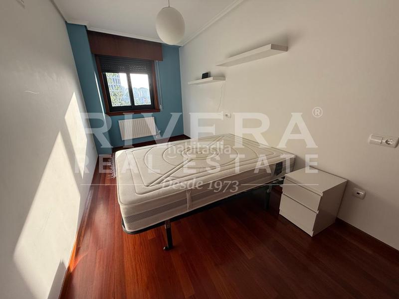 Foto 1987f4d6-164f-40fb-affd-19fd6c6fa320. Rent flat with heating parking in Navia Vigo