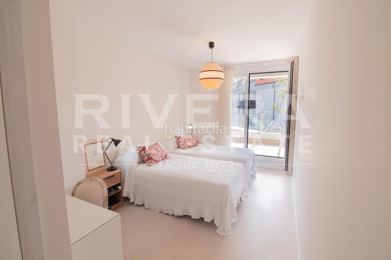 Foto e385184f-d9fc-4732-938b-a3b415104322. Pis amb calefacció aparcament piscina a Sanxenxo pueblo Sanxenxo
