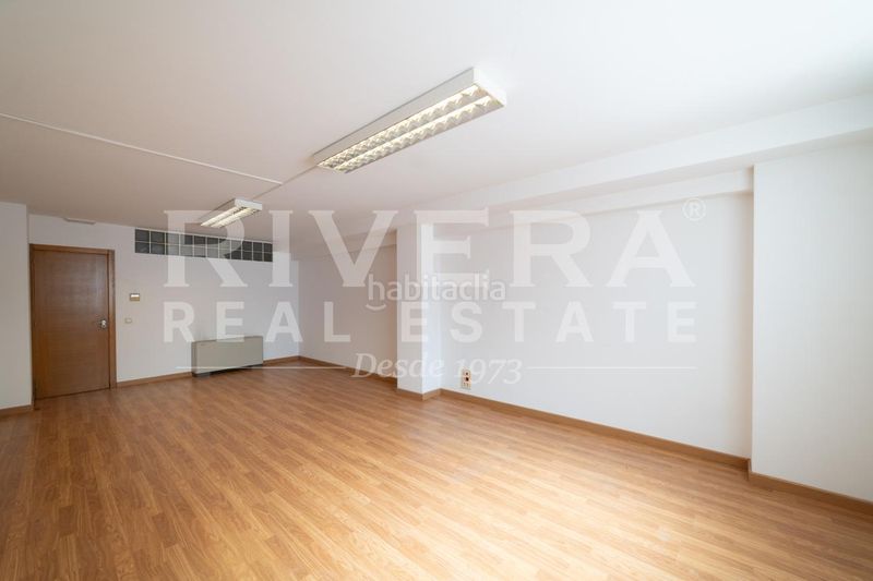 Foto 092f1c5c-5226-4440-aa87-fd62f9fb5a57. Local comercial a O Castro Vigo