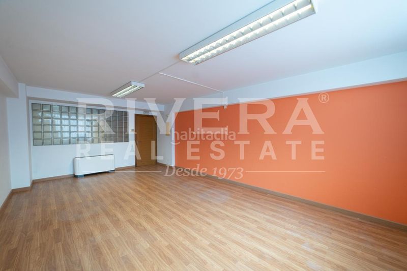 Foto 4bd7b370-dc4d-4d4b-bd76-a86b8051e62e. Local comercial a O Castro Vigo
