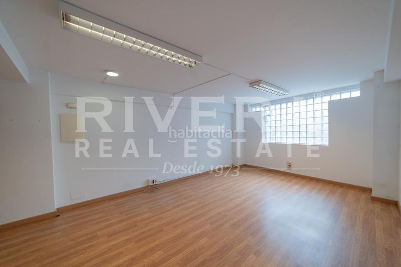 Foto 716dad98-ef3f-4715-a187-ff6a5060a909. Local comercial a O Castro Vigo