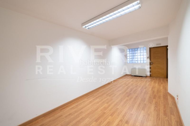 Foto 821a323e-baa7-4e52-9a04-4b28eac85c22. Local comercial a O Castro Vigo
