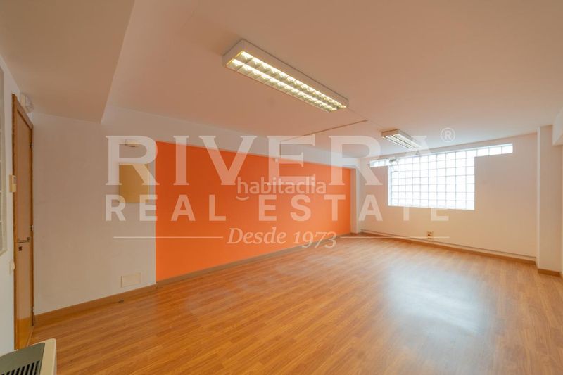 Foto 92d2ab3e-a840-4967-affb-735f430fbd9e. Local comercial a O Castro Vigo
